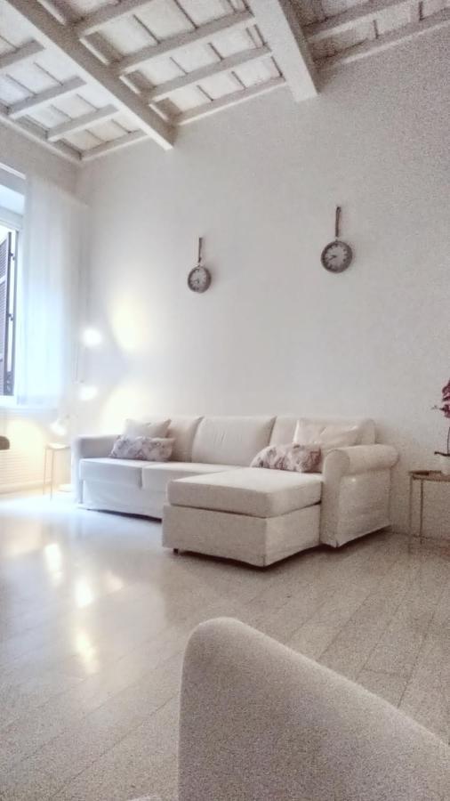 Triton Place Appartamento *